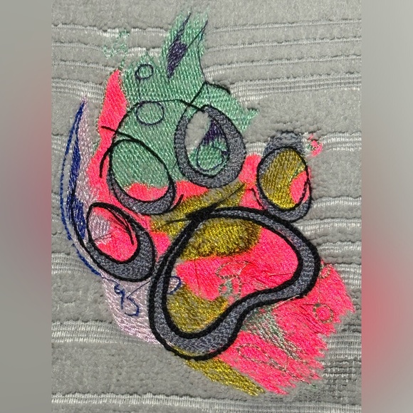 Gray dish mat with custom neon dog paw print embroidery - Picture 2 of 7